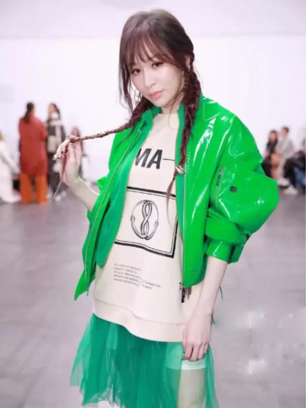 王心凌近照又變樣,臉部越整越僵,如今還撞臉劉嘉玲,簡直一言難盡,網友:還我當初那個甜心教主~