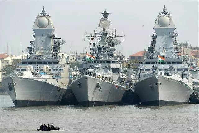 印頭號神盾艦駛向中國,排水量超過052D,專家:發出明確信號