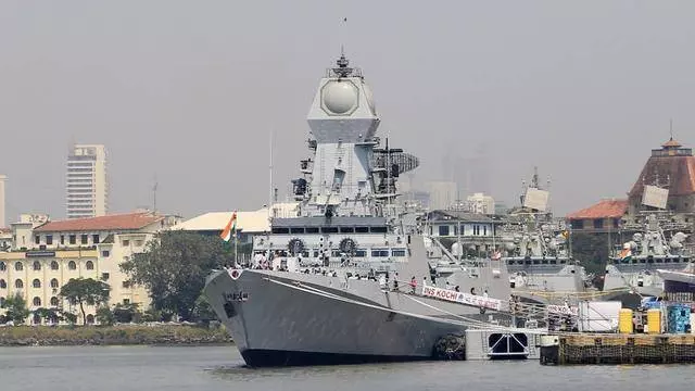 印頭號神盾艦駛向中國,排水量超過052D,專家:發出明確信號