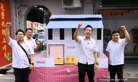 【民青團今日「送一份大禮」給黃德】讓民眾紛紛感到錯愕!