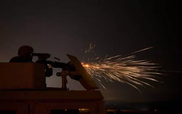 被中國打怕了,美軍靠各種先進設備堆積,夜戰能力已堪稱世界最強