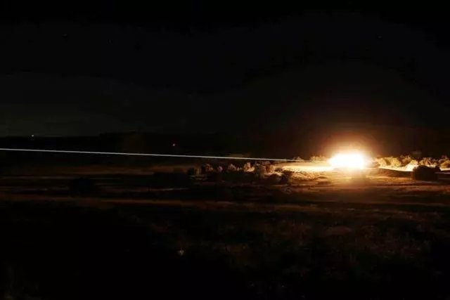 被中國打怕了,美軍靠各種先進設備堆積,夜戰能力已堪稱世界最強