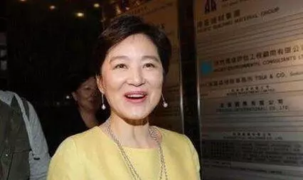 林青霞與她的親姐姐,一個仍然優雅,一個失散36年