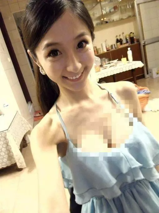 直播嗆「三重老大」!連千毅背景超硬… 老婆竟是表特「真人娜美」近況酸民看傻!