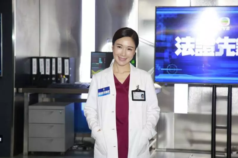【在無線16年不被重用!】李施嬅遭TVB除名,昨日IG宣布約滿離巢!