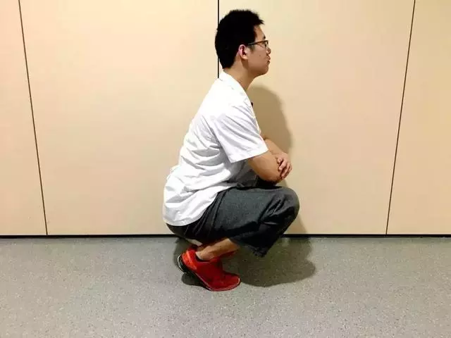 這個厲害了,每天蹲一蹲鍛煉效果意想不到!