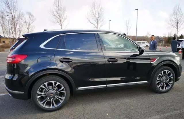 寶馬X7領銜,大紅旗最搶眼!上海車展可直接帶走的8款豪華SUV