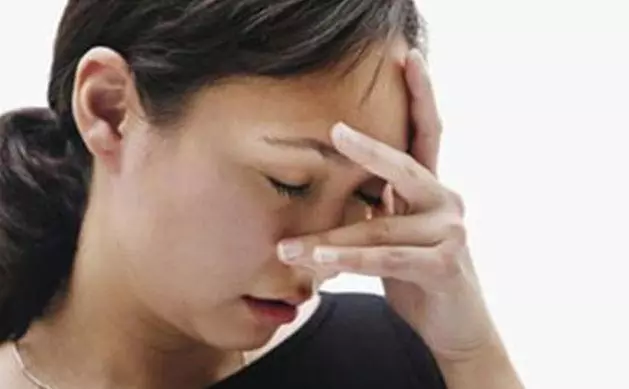 家有兩兄妹,老家拆遷母親把錢全給我,回家拿錢時才發現自己太蠢