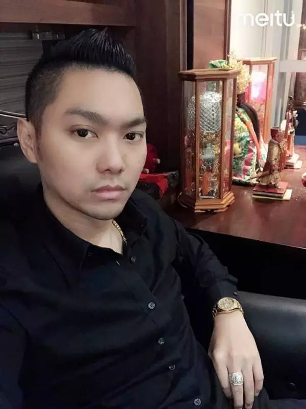 (直播嗆「三重老大」)!連千毅背景超硬… 老婆竟是表特「真人娜美」近況酸民看傻