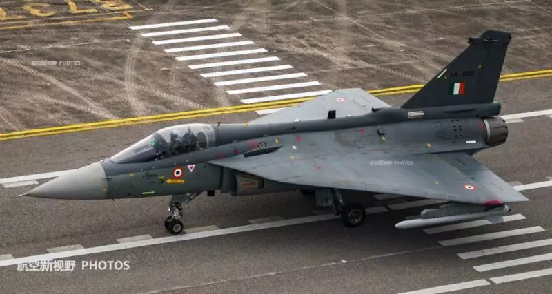 馬來西亞新一代輕型戰機招標 印度空軍雙管齊下首次公開神秘裝備