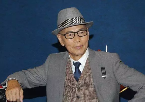 高燒不退!73歲羅家英前列腺穿刺手術受感染:老婆汪明荃直言害怕!