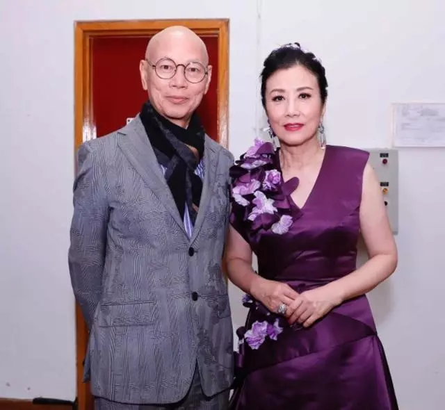 高燒不退!73歲羅家英前列腺穿刺手術受感染:老婆汪明荃直言害怕!