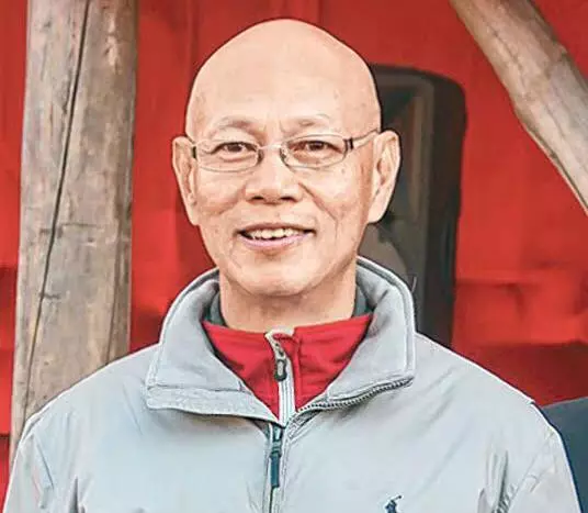 高燒不退!73歲羅家英前列腺穿刺手術受感染:老婆汪明荃直言害怕!