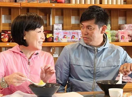 曾志偉前妻,放棄財產淨身出戶,與小十二歲男友分手,現狀悲慘!