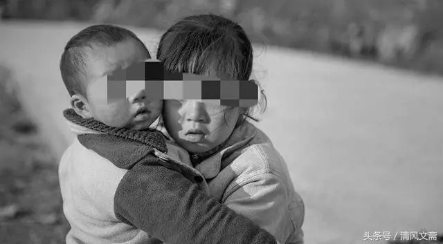 姐姐離家9年回來參加弟弟婚禮,農村母親含淚說當年是她逼走女兒