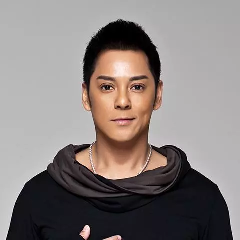 洪欣人財兩空?被李嘉欣罵蠢女人,莫少聰曾發飆拒認兒子姓張!