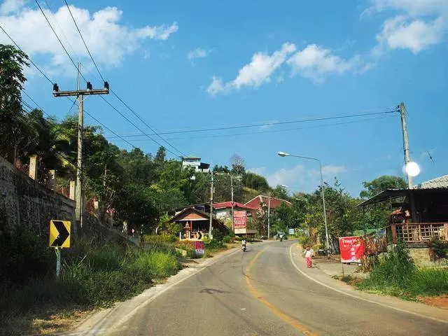 這裡住著一群半個世紀前,被刻意遺忘了的中國人