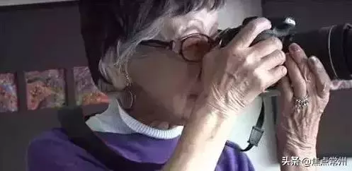 人生永遠不嫌晚!她「71歲上班,96歲失戀,100歲獲獎」 105歲仍創造奇蹟燦笑一生