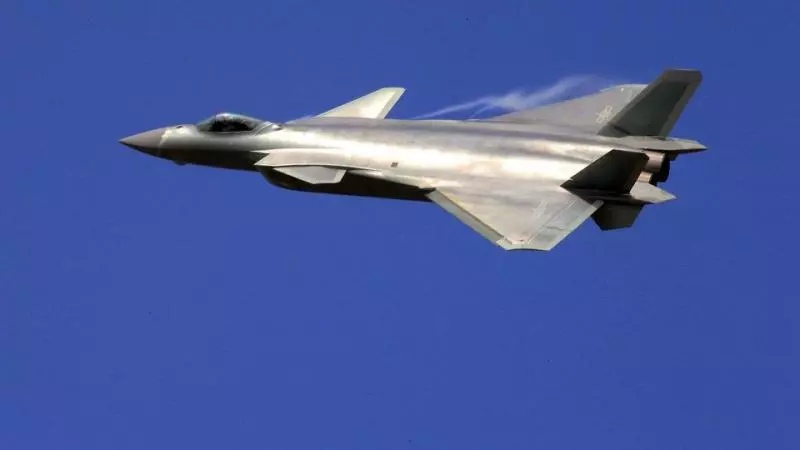 F-35、蘇-57都對外展示,為何殲20不可以?兩個字足以說明