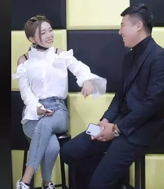 黑家闊哥和樂樂生活照來啦!這對歷經艱難的小情侶有話對你們說,看完最後一個我也哭了!