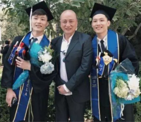 繼馬德鍾兒子出道後,王敏德兒子也要出道,但他的顏值卻不如爸爸!