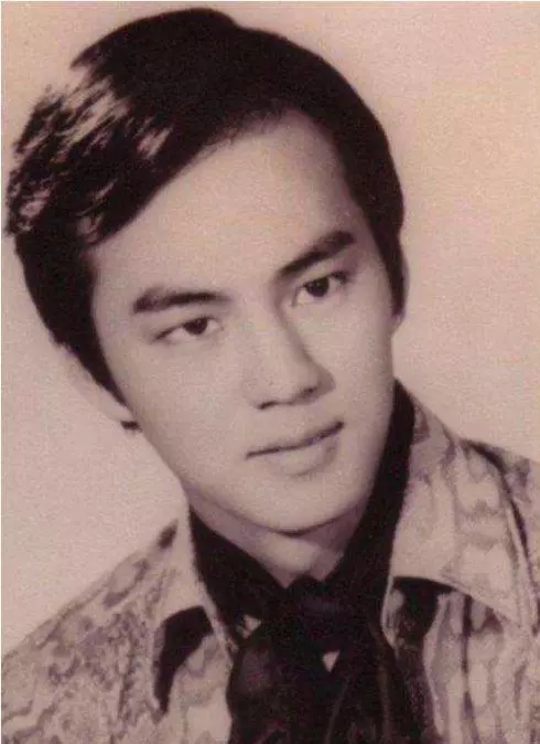 繼馬德鍾兒子出道後,王敏德兒子也要出道,但他的顏值卻不如爸爸!
