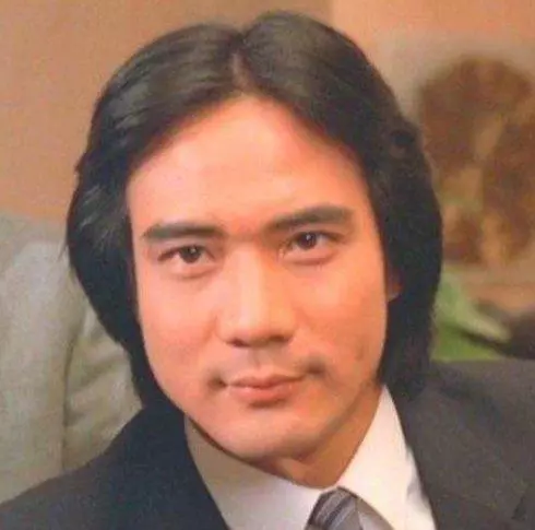 繼馬德鍾兒子出道後,王敏德兒子也要出道,但他的顏值卻不如爸爸!