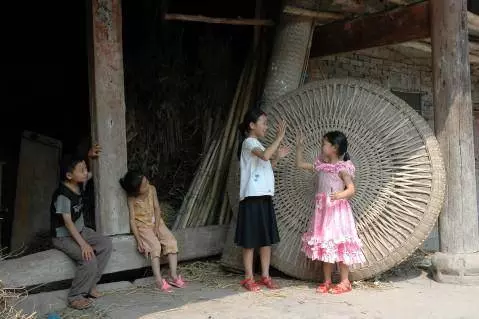 15歲被迫輟學,獨自打拚成女老闆,聽到男友一番話,我直接讓他滾