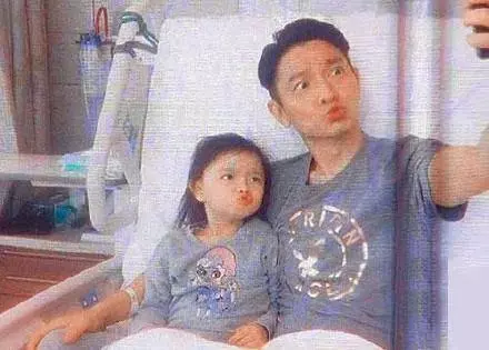 吳彥祖女兒,任達華女兒,劉德華女兒,張學友女兒,差距一眼馬上就看出來~