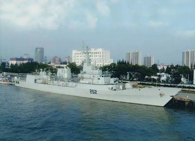 第二個巴鐵出現了,又買2艘護衛艦,海陸空三軍清一色為我國裝備