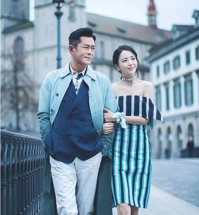 她是古天樂唯一承認女友,44歲依舊膚白貌美,同框胡定欣無壓力!