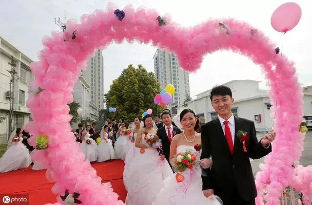 婆婆陪兒媳婦去醫院檢查,檢查完,婆婆的做法讓兒媳婦欲哭無淚