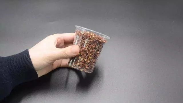 刀放在打火機上烤一烤,解決困擾大家的一個難題,學會了一生受用
