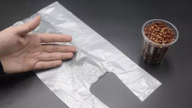 刀放在打火機上烤一烤,解決困擾大家的一個難題,學會了一生受用