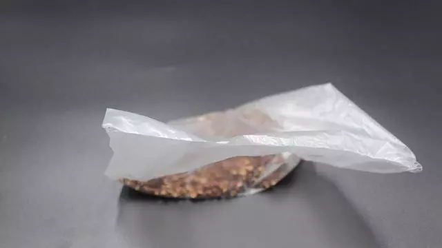 刀放在打火機上烤一烤,解決困擾大家的一個難題,學會了一生受用