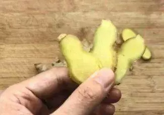 生薑抹在手上太厲害了!可惜知道的人並不多,學會受用一生!!!!