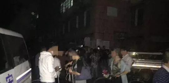 爸爸講電話 遺了她 4歲女關車內高溫9小時枉死 | 中國報 China Press