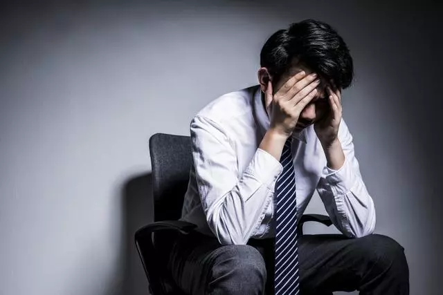 「我被動離職了」:管不住嘴會倒大黴,這4句話不要和同事說!職場險惡