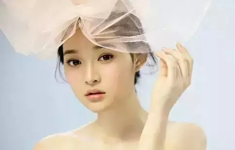 名字中帶這9個字的人,無論前半生多苦,後半生都會錢財如洪水般湧來