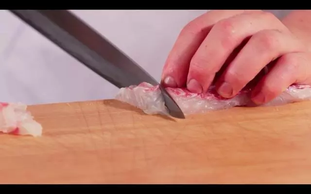 生魚切片,就是生魚片嗎?
