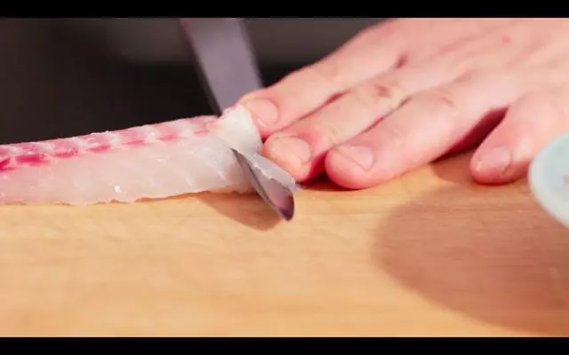 生魚切片,就是生魚片嗎?