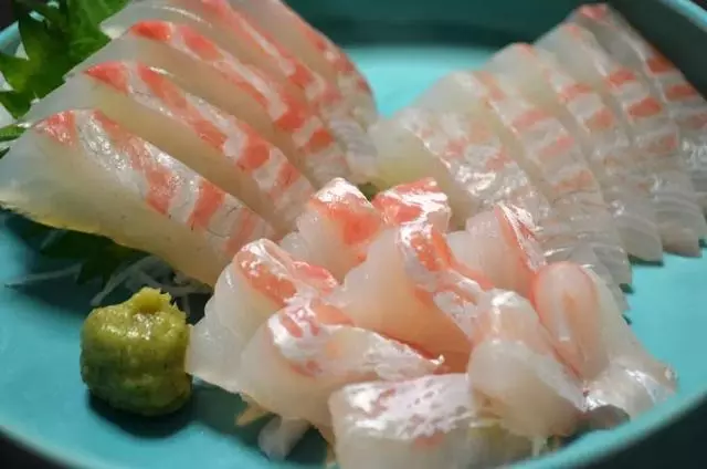 生魚切片,就是生魚片嗎?