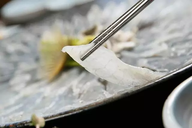 生魚切片,就是生魚片嗎?