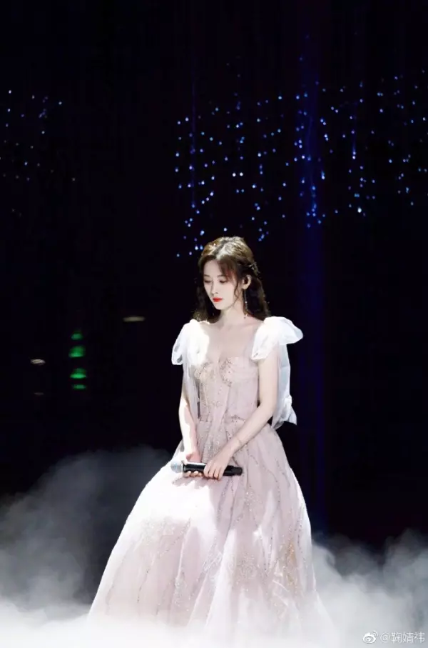4000年一遇美女!古裝女神「演出最美白蛇」驚艷全網 一抬頭「無瑕臉龐爆紅日本」:仙女下凡❤