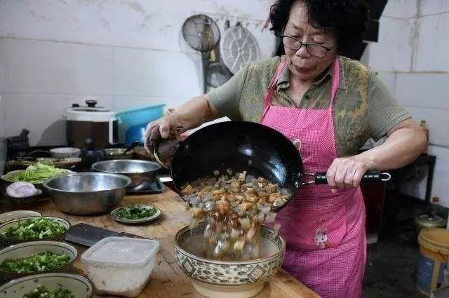 「兒媳,你做飯怎麼只做自己的份」「坐月子時,跟您學的」