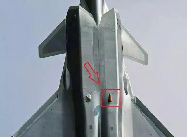 日本F-35A摔了,美國慌了!誰先撈著算誰的?