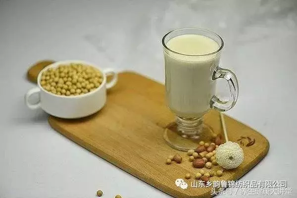 膝蓋疼、膝蓋響,一把香菜加生薑,膝蓋再也不疼了