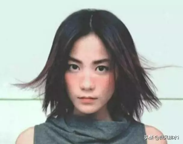 謝霆鋒親媽忍不住發聲,母親應盡母責,王菲未進家門先被訓?