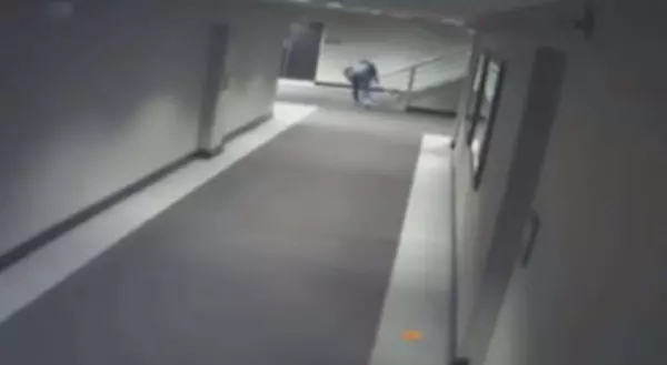 妙齡少女參加派對離奇死在冰櫃,警方調出監視器驚見「這不可思議的一幕」!父母的心都破裂!(有片)
