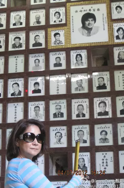 丈夫走了4年…一代歌後「突然產女」,忍辱負重25年吐真相:爸爸就是他 !